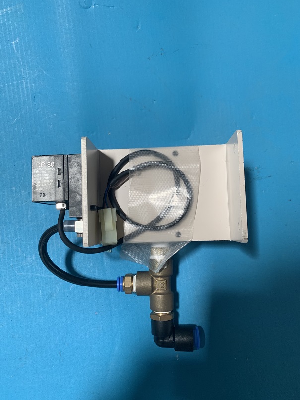 Used SMC Sunction Filter ZFA200-02 with Sunx Pressure Sensor DP-80