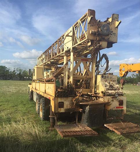 Used 1972 Ingersoll-Rand TH60 Drill Rig