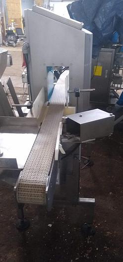 Usado Loma IQ3 Metal Detector 4 x 8" aperature with Reject