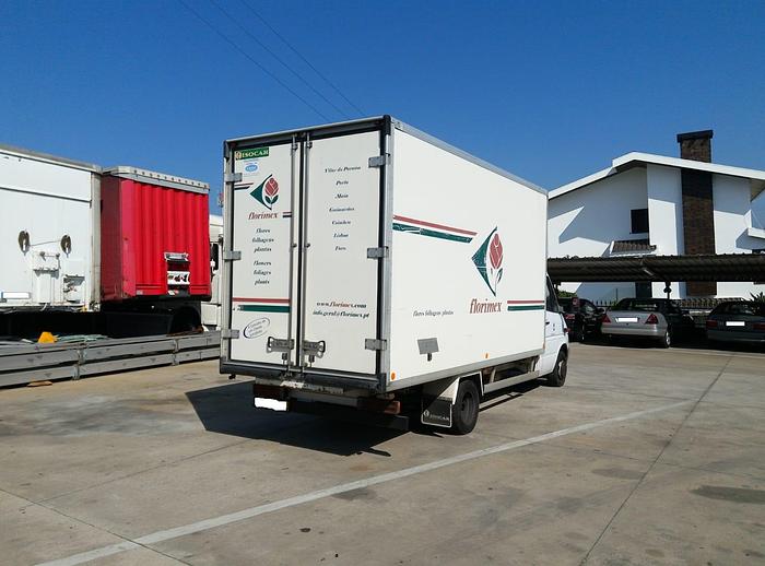 Usado 2000 MERCEDES-BENZ Sprinter 413 CDI