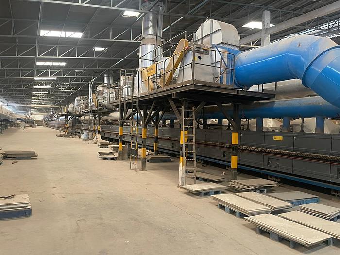 Refurbished ROLLER KILN AND PREKILN FOR CERAMIC TILES KEDA for Sale in