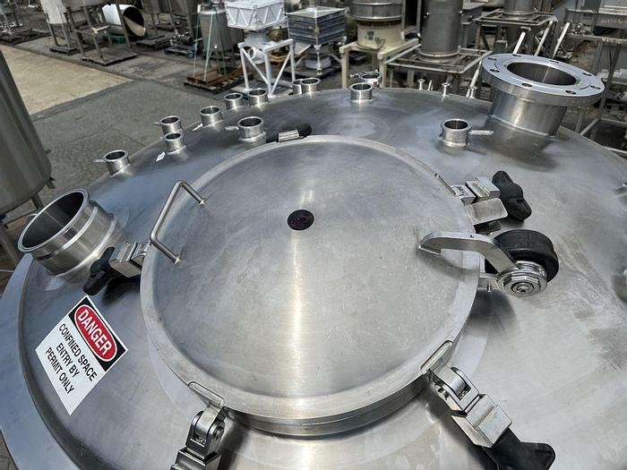 Used Tank, 740 Gallon, 316L Stainless Steel, Jacketed, Agitated, 10 PSI, T&C Stainless #L744627