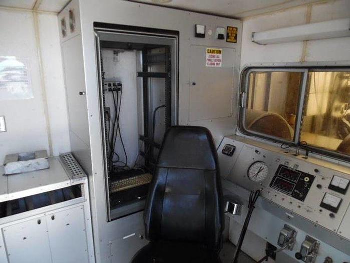 Used 2005 Kenworth Gulf Coast Wireline
