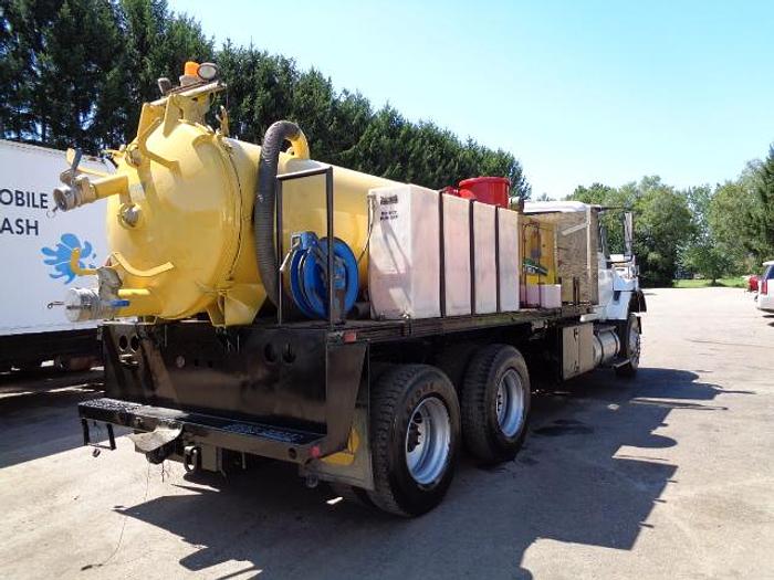 Used 2006 20ft. Vactron flatbed