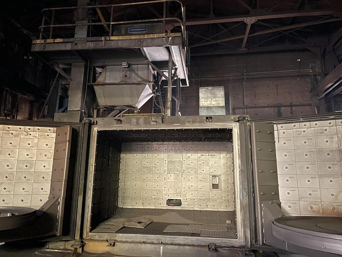 Used 1981 PANGBORN 8-LN 8' DOUBLE DOOR SWING TABLE