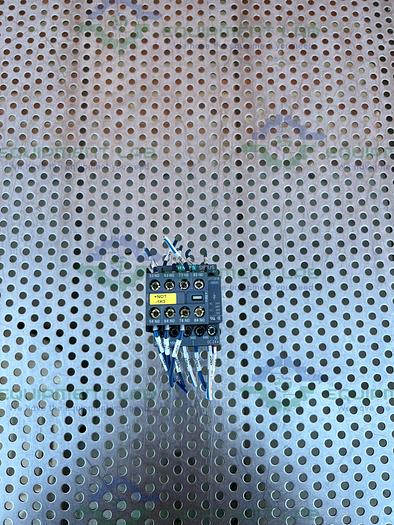 Used Siemens  3RH2131-1BB40 Contactor Relay