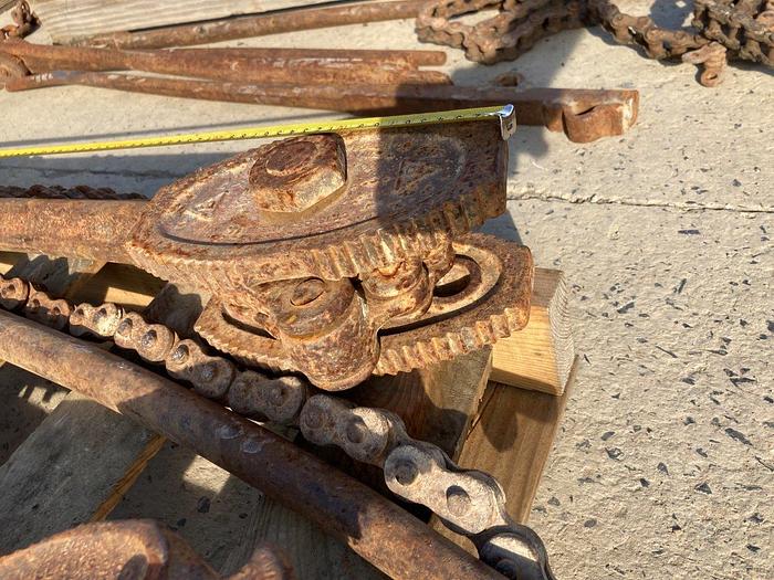 Used 62" Chain Pipe Wrench Vise Tong