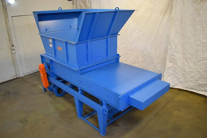 Used West Salem Machinery 1662 HT shredder horizontal high torque grinder with pusher ram, hopper feed