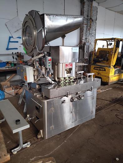 Used Used Stainless Steel Resina U-30 Inline Quill Capper