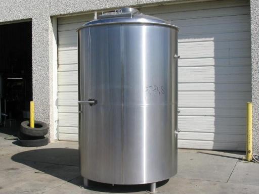 Used 650 GALLON BREW KETTLE TANK.   SERIAL 422-1