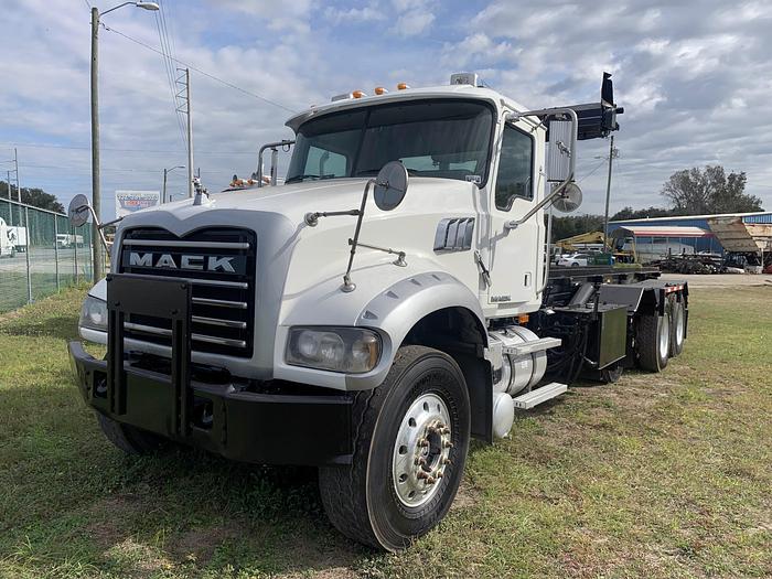 Used 2008 MACK Gu713