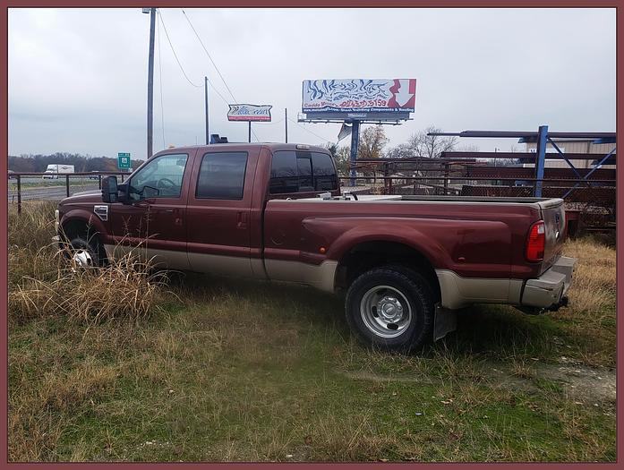 Used 2008 F-350 SUPER DUTY CREW CAB, 6.4 Power Stroke Diesel, DRW, 4 x 4 ( NEEDS HEAD GASKET )