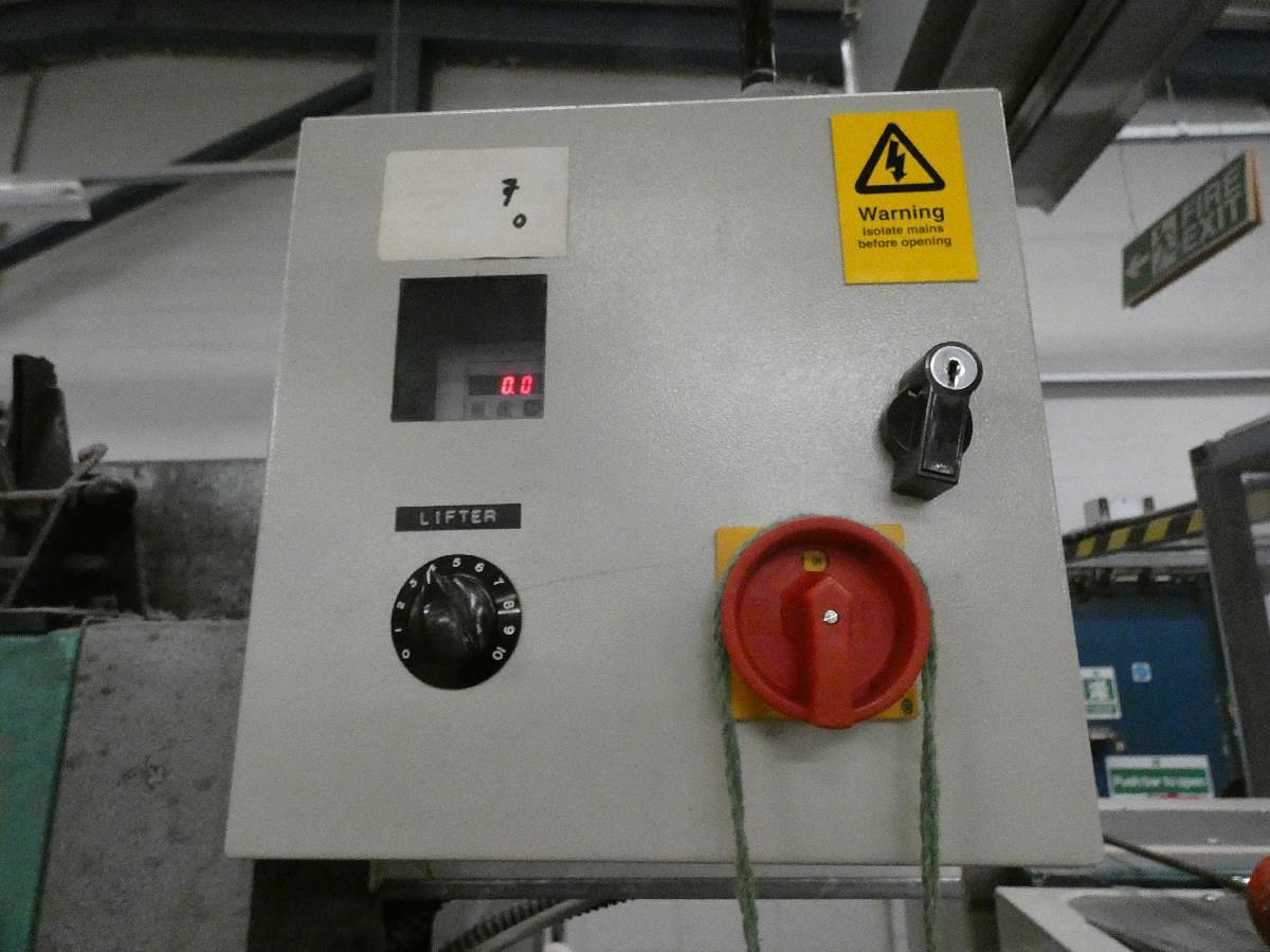 Used 2 Spindle Chenille Twisting Machine, Chenil Contes, 1990