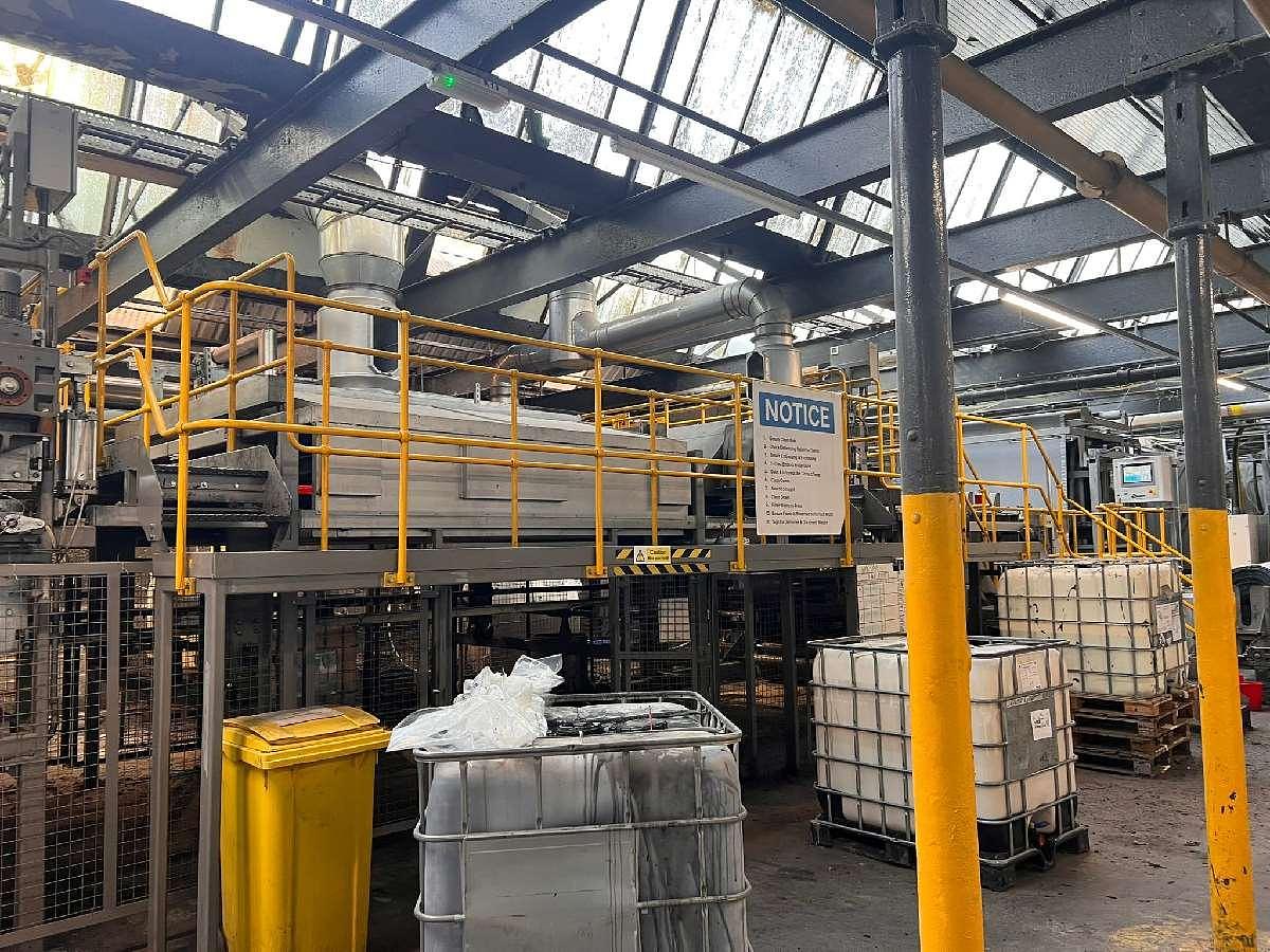 Used 1 x 2.5m Sellers Latex Backcoating for Carpets and Artificial Grass, 2017