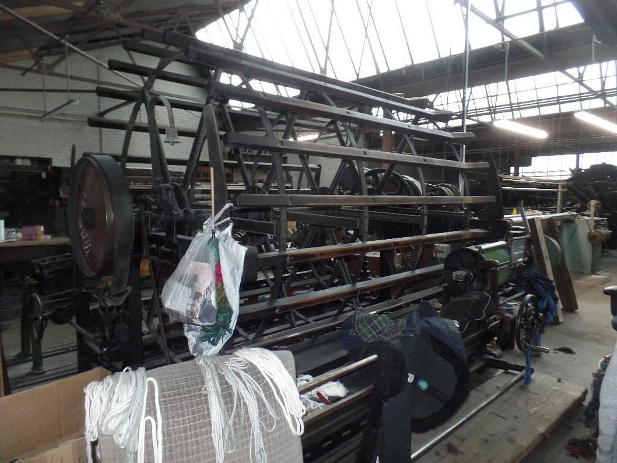 Used Gordon Warin Traditional Section Warping with 288 Creel