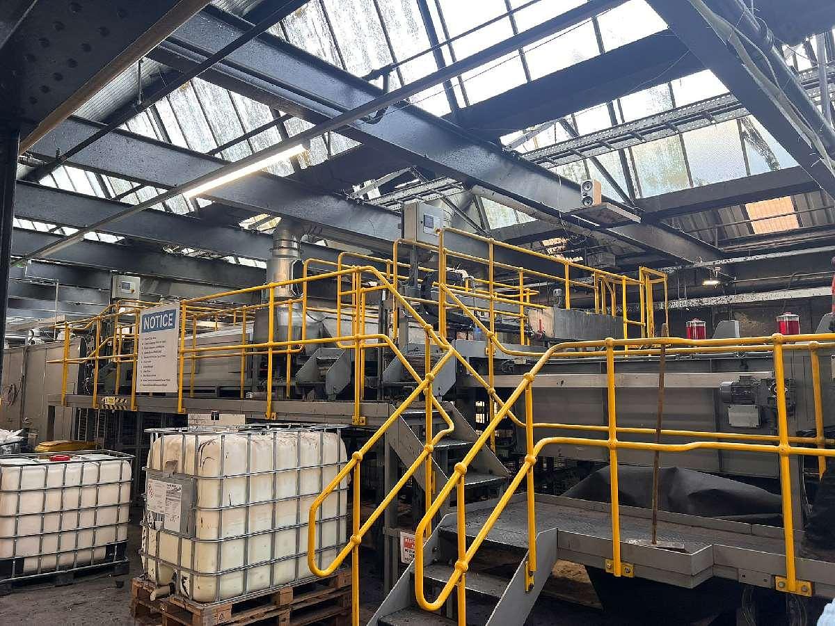 Used 1 x 2.5m Sellers Latex Backcoating for Carpets and Artificial Grass, 2017