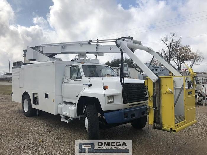 Used FMC TM1800 Aircraft Deicer (1,800 gallon tank cap) on Ford Chassis.
Low-time unit!