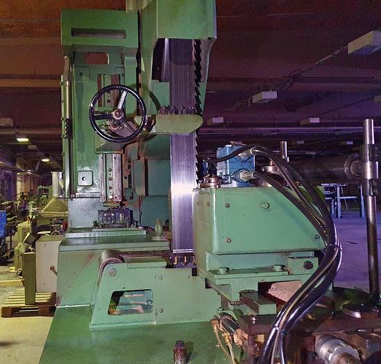 Used 1985 Stenner UK Stenner VHE 105 Single Centre Cutting Resaw