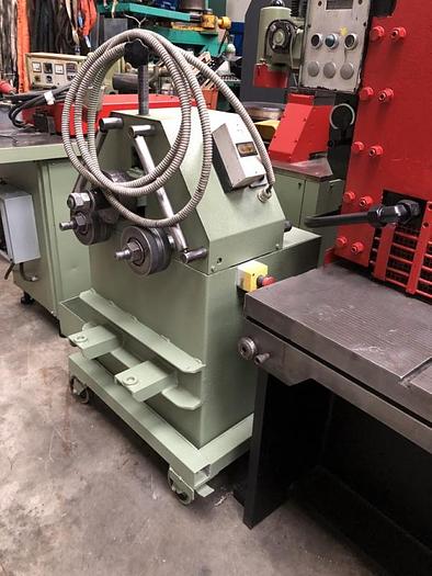 Usato PIEGAPROFILATI ALBERO 30