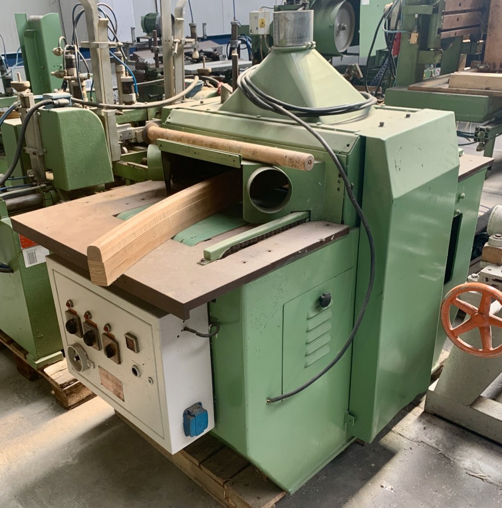 Usato Fresatrice copiatrice a 2 assi, marca Balestrini