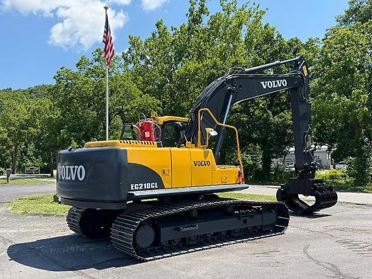 Used 2012 VOLVO EC210CL EXCAVATOR MATERIAL HANDLER PEMBERTON HYDRAULIC GRAPPLE