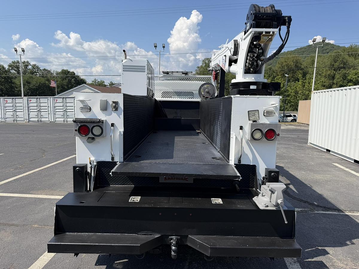 Used 2015 KENWORTH T370 SERVICE TRUCK STELLAR 10630 CRANE MILLER ENPAK KNAPHEIDE 14 FT BODY
