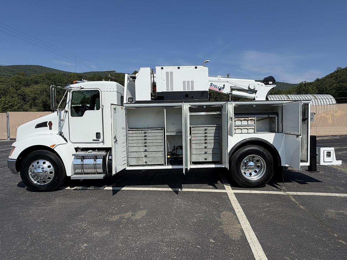Used 2015 KENWORTH T370 SERVICE TRUCK STELLAR 10630 CRANE MILLER ENPAK KNAPHEIDE 14 FT BODY