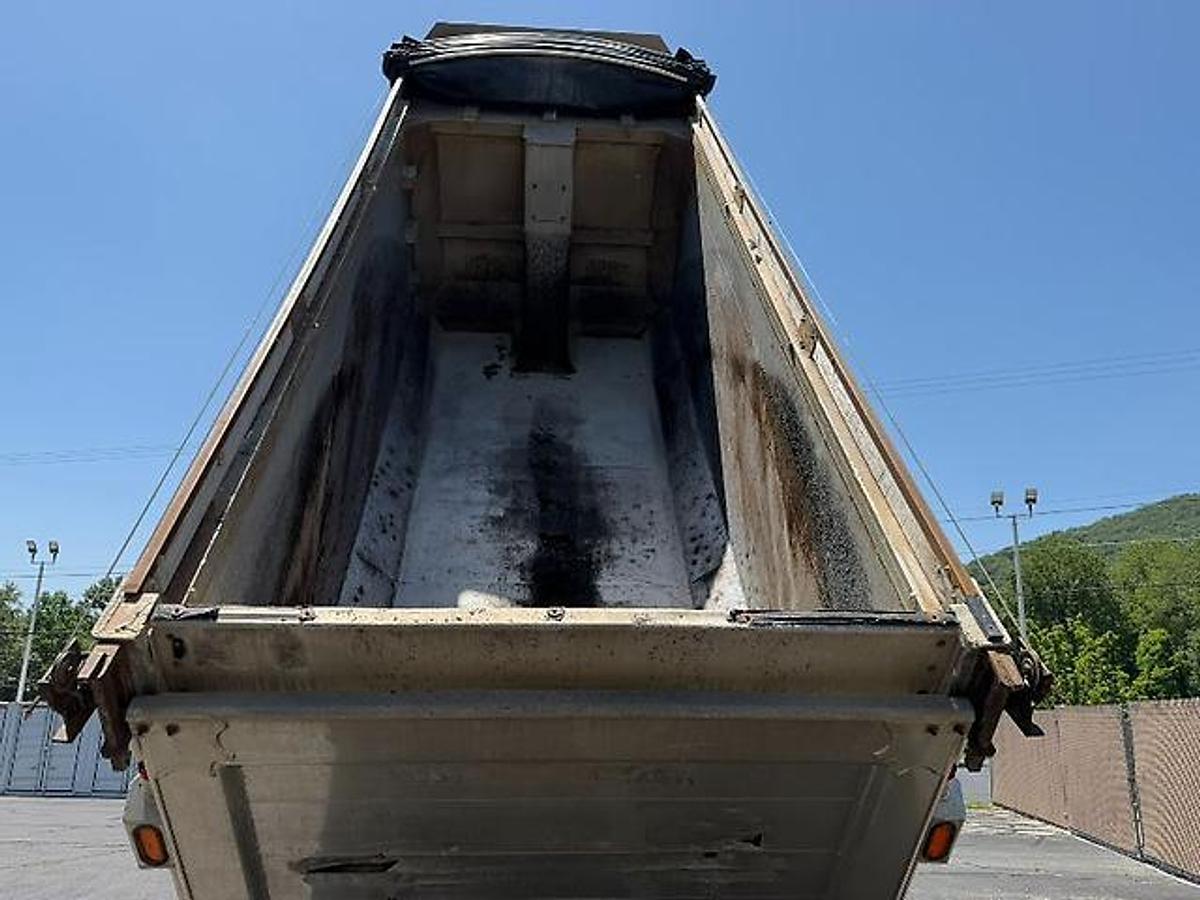 Used 2014 PETERBILT 367 FACTORY TRI-AXLE DUMP TRUCK MAC ALUM DUMP BED