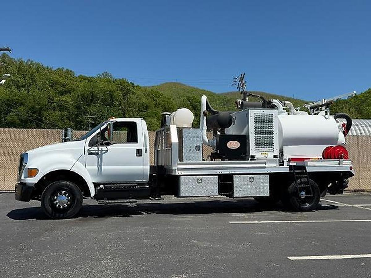 Used 2015 FORD F-650 TELLUS TUT VACUUM EXCAVATION TRUCK
