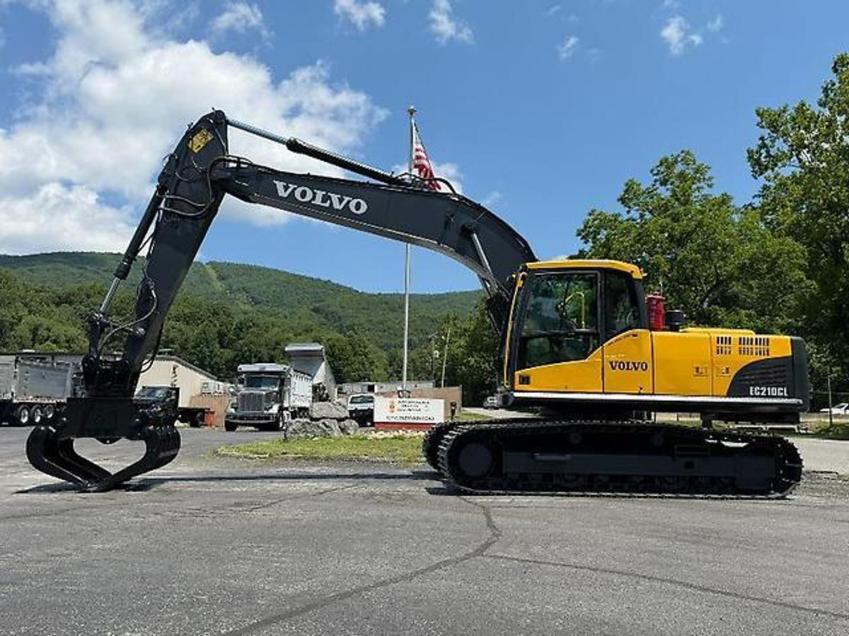 Used 2012 VOLVO EC210CL EXCAVATOR MATERIAL HANDLER PEMBERTON HYDRAULIC GRAPPLE