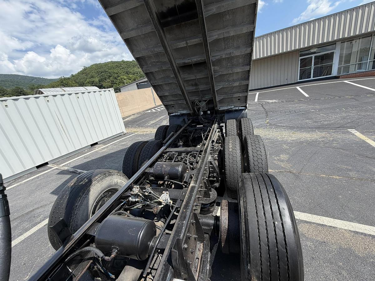 Used 2013 PETERBILT 367 FACTORY TRI-AXLE DUMP TRUCK EAST ALUM DUMP BED