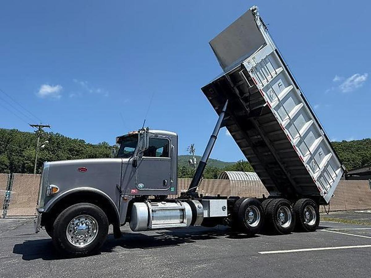 Used 2013 PETERBILT 367 FACTORY TRI-AXLE DUMP TRUCK EAST ALUM DUMP BED