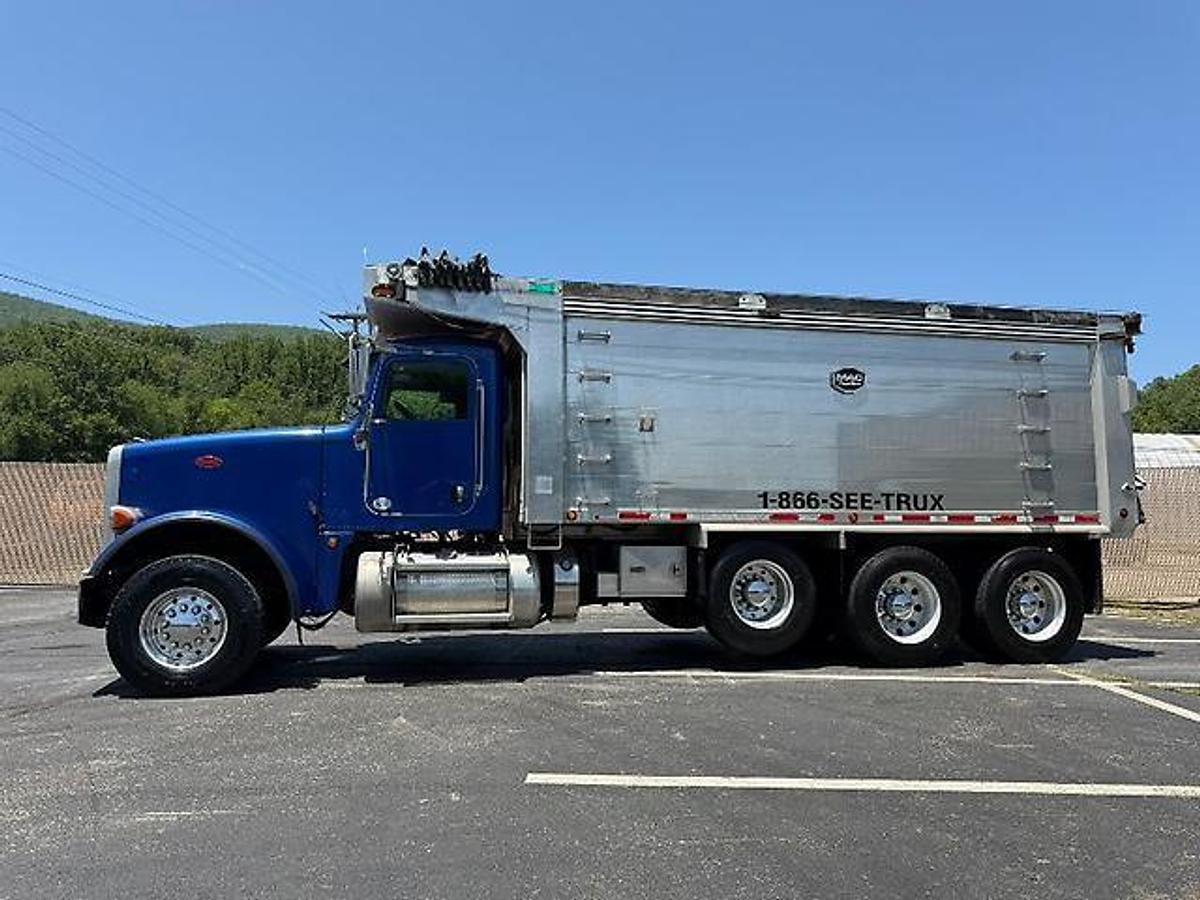 Used 2014 PETERBILT 367 FACTORY TRI-AXLE DUMP TRUCK MAC ALUM DUMP BED