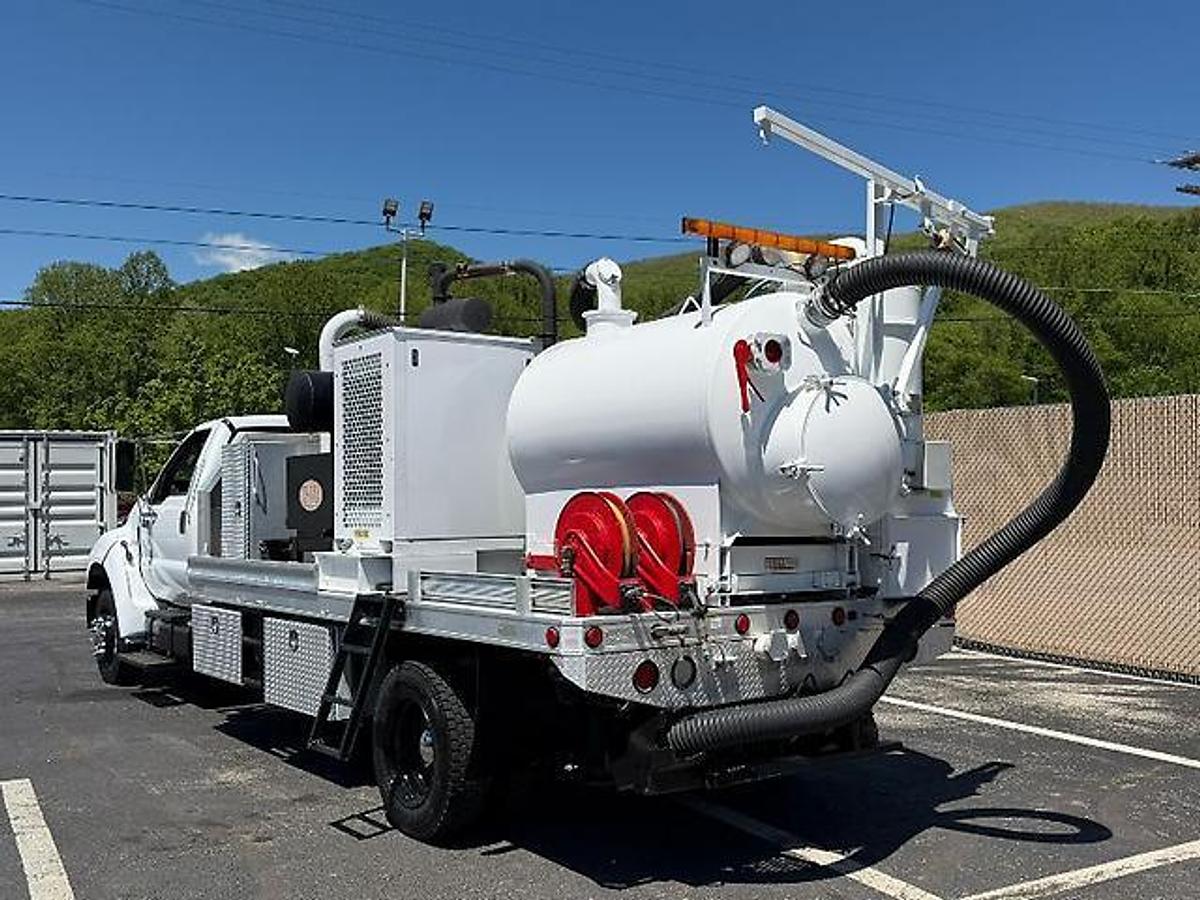 Used 2015 FORD F-650 TELLUS TUT VACUUM EXCAVATION TRUCK