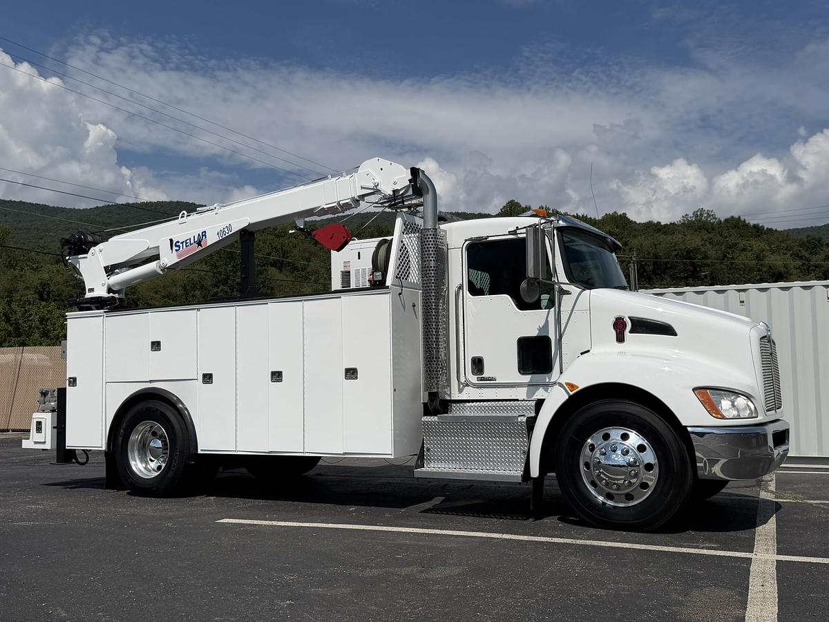 Used 2015 KENWORTH T370 SERVICE TRUCK STELLAR 10630 CRANE MILLER ENPAK KNAPHEIDE 14 FT BODY
