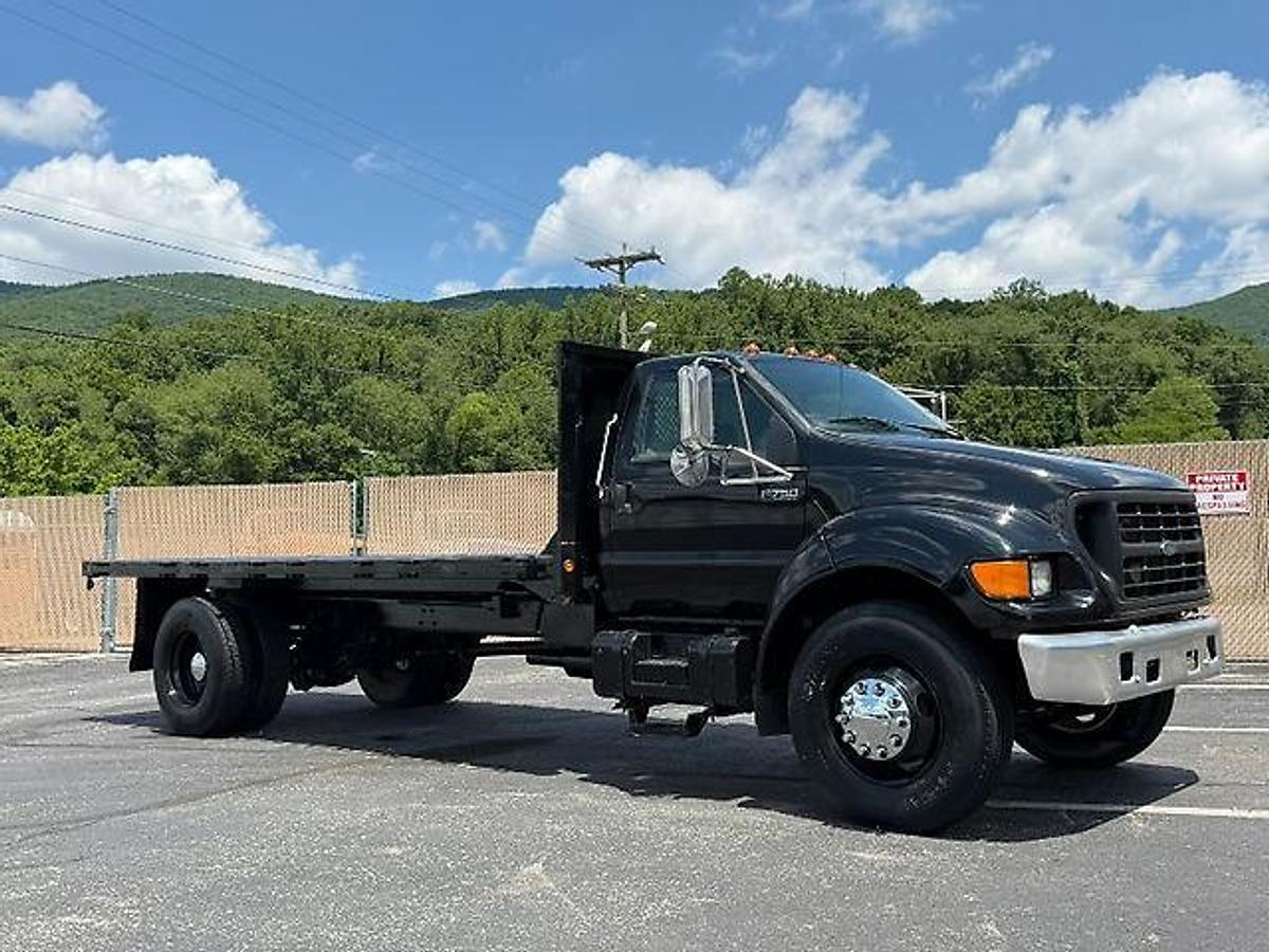 Used FORD F750 18 FT FLATBED DUMP TRUCK CATERPILLAR DIESEL 7 SPEED