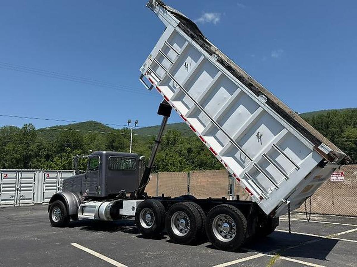 Used 2013 PETERBILT 367 FACTORY TRI-AXLE DUMP TRUCK EAST ALUM DUMP BED
