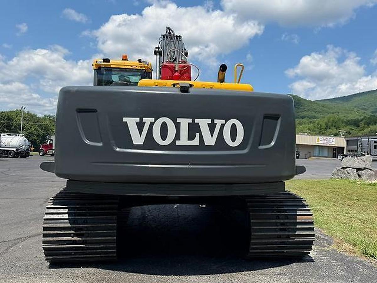 Used 2012 VOLVO EC210CL EXCAVATOR MATERIAL HANDLER PEMBERTON HYDRAULIC GRAPPLE