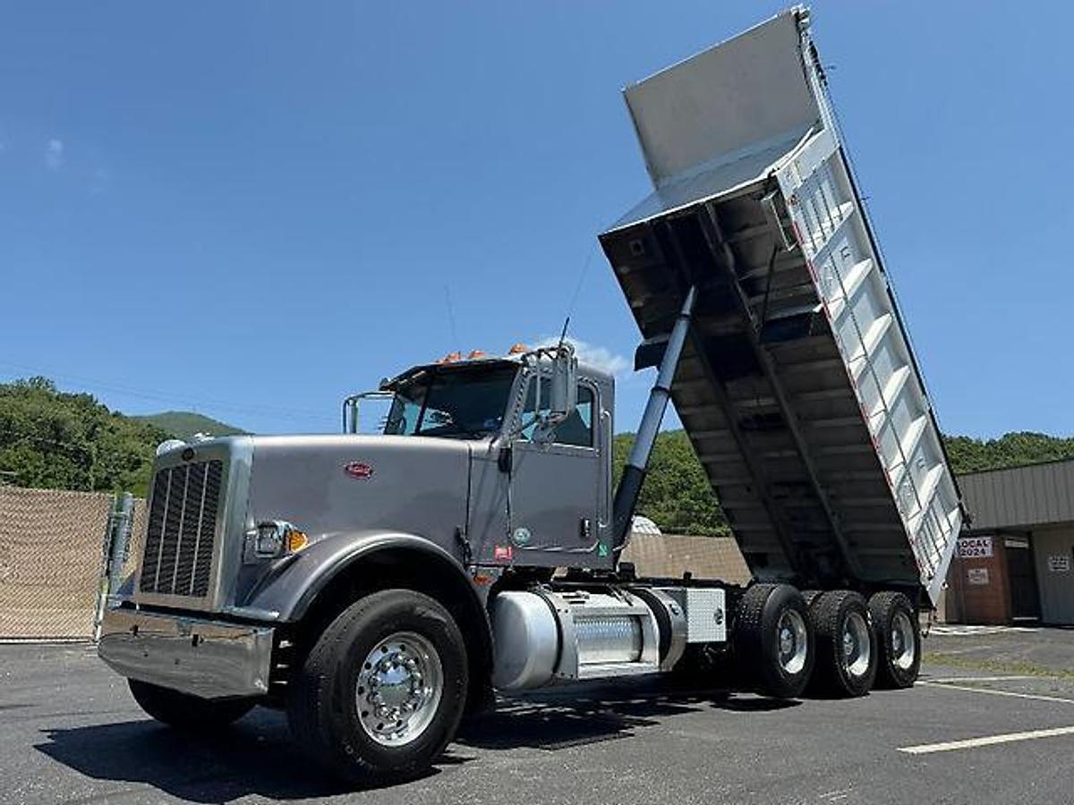 Used 2013 PETERBILT 367 FACTORY TRI-AXLE DUMP TRUCK EAST ALUM DUMP BED