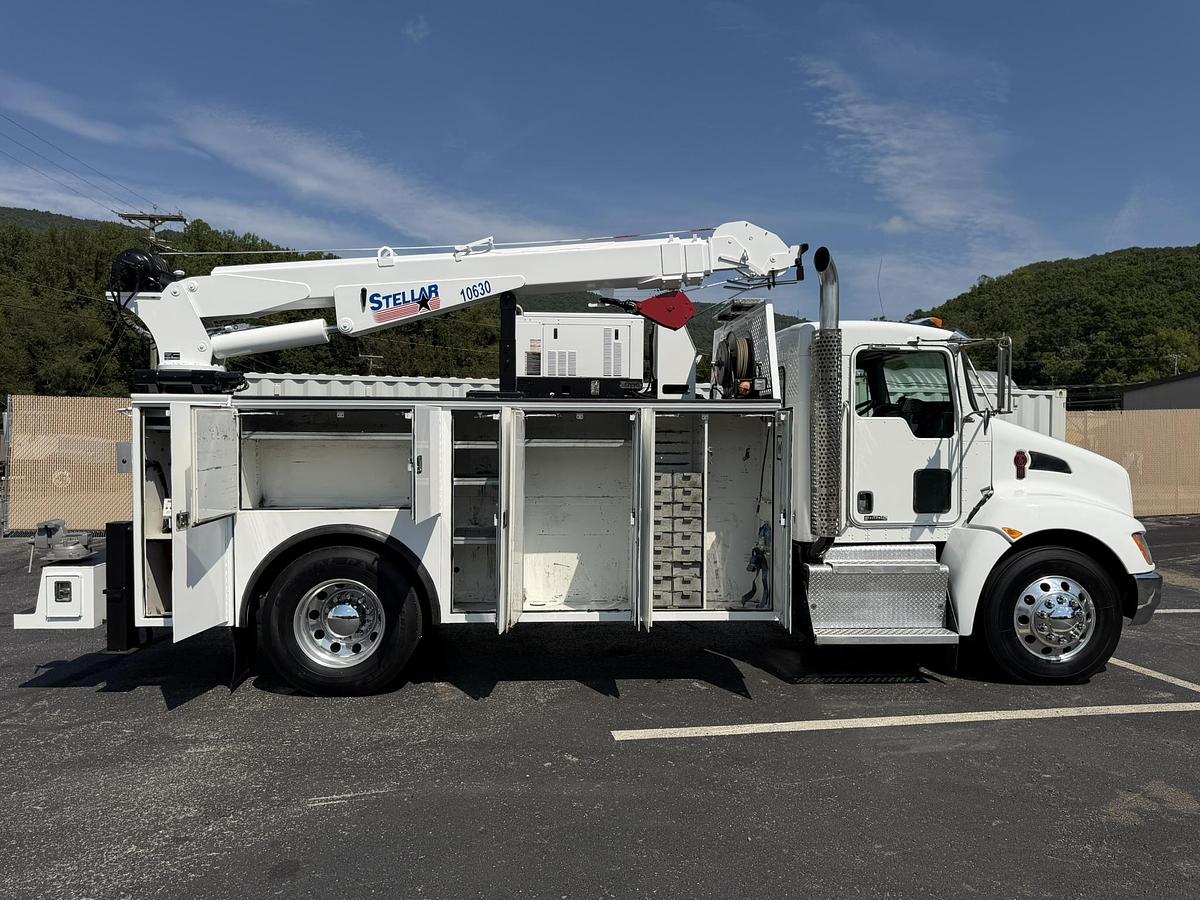 Used 2015 KENWORTH T370 SERVICE TRUCK STELLAR 10630 CRANE MILLER ENPAK KNAPHEIDE 14 FT BODY