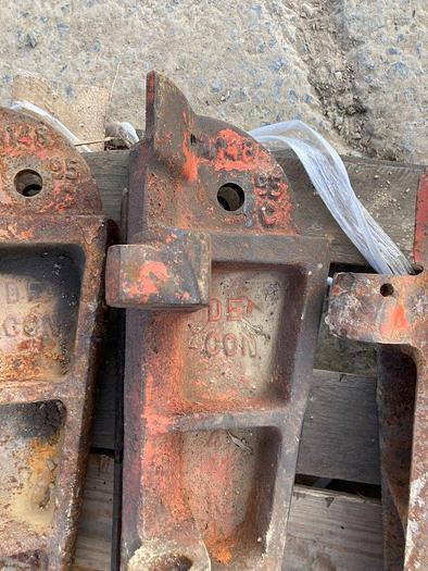 Used Den-Con Rotary Slips & Insert Jaws