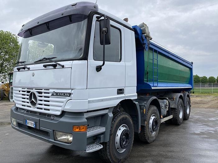 Usato 2001 MERCEDES ACTROS 4143
