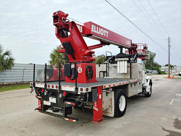 Used Elliott L55R Sign Crane on 2019 International 4300 Reg Cab Flatbed Truck - M97257