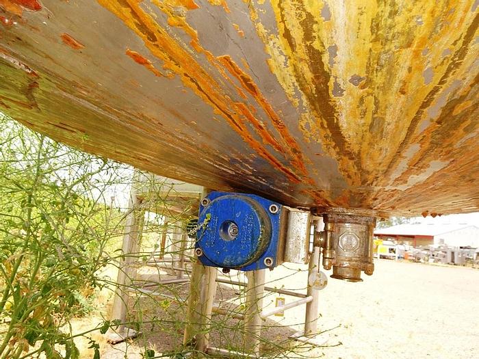 Used Tank, 550 Gallon, S/st, Agit, 1.5 HP, DT/DB, 52" x 60", #S742660