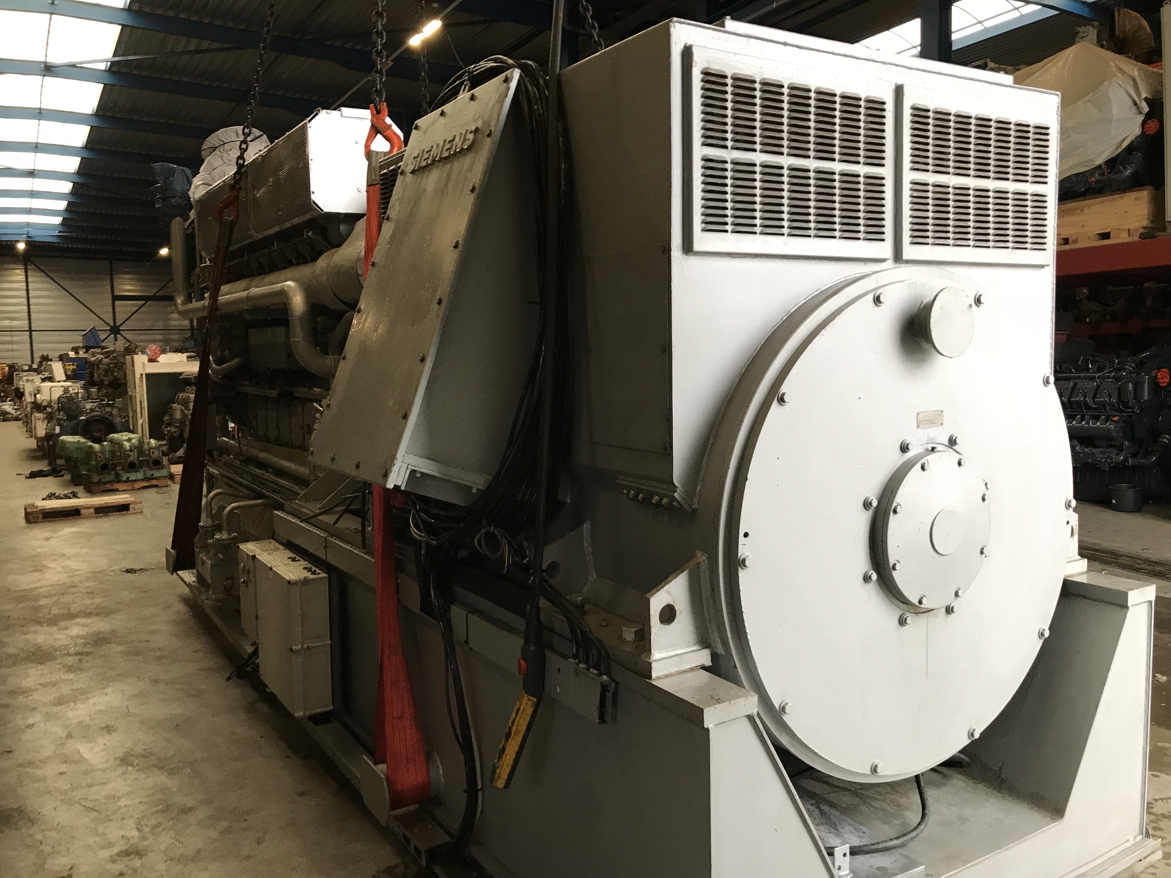 Used DEUTZ BV9M628 / SIEMENS GEN.SET 2200 KVA