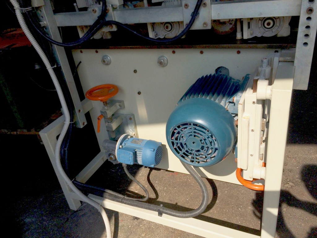 Usato 1998 Levigatrice Spazzatrice marca CAMAM modello C/1N/1S