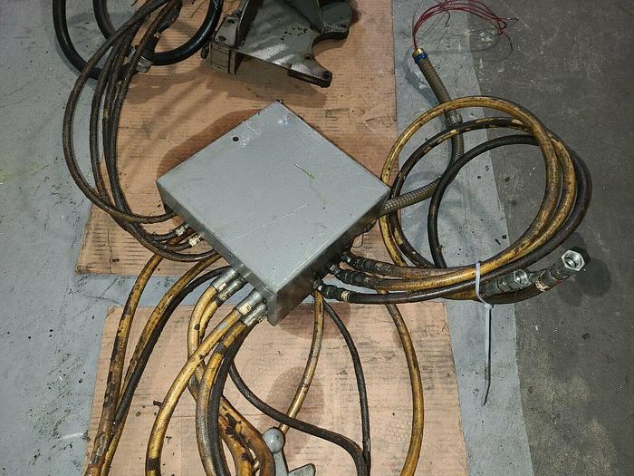 Used True Trace Complete Duplicator Attachment for Milling Machine