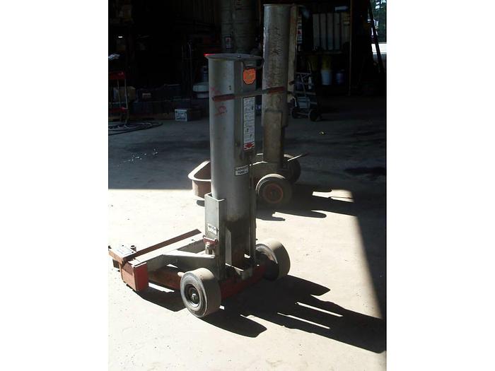Used 2000 Gray Mfgt Jack-Stands- Stock #: 0085