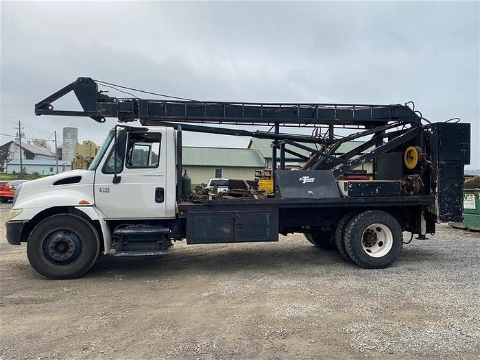 Used Smeal 12T Pump Hoist Rig