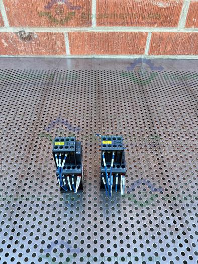 Used Siemens  3RH2131-1BB40 Contactor Relay